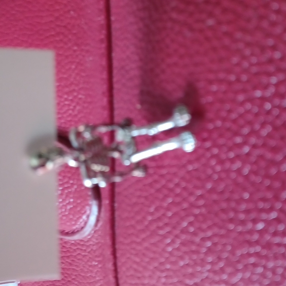 Mini puppet like skeleton stud drop earrings in silver tone - Picture 6 of 10